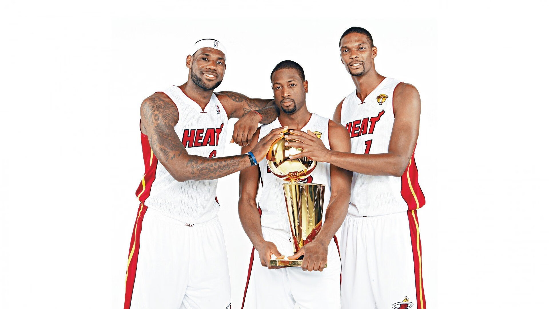 恩多比·恩乔：南非队的进攻枢纽，关键时刻的“进球机器”