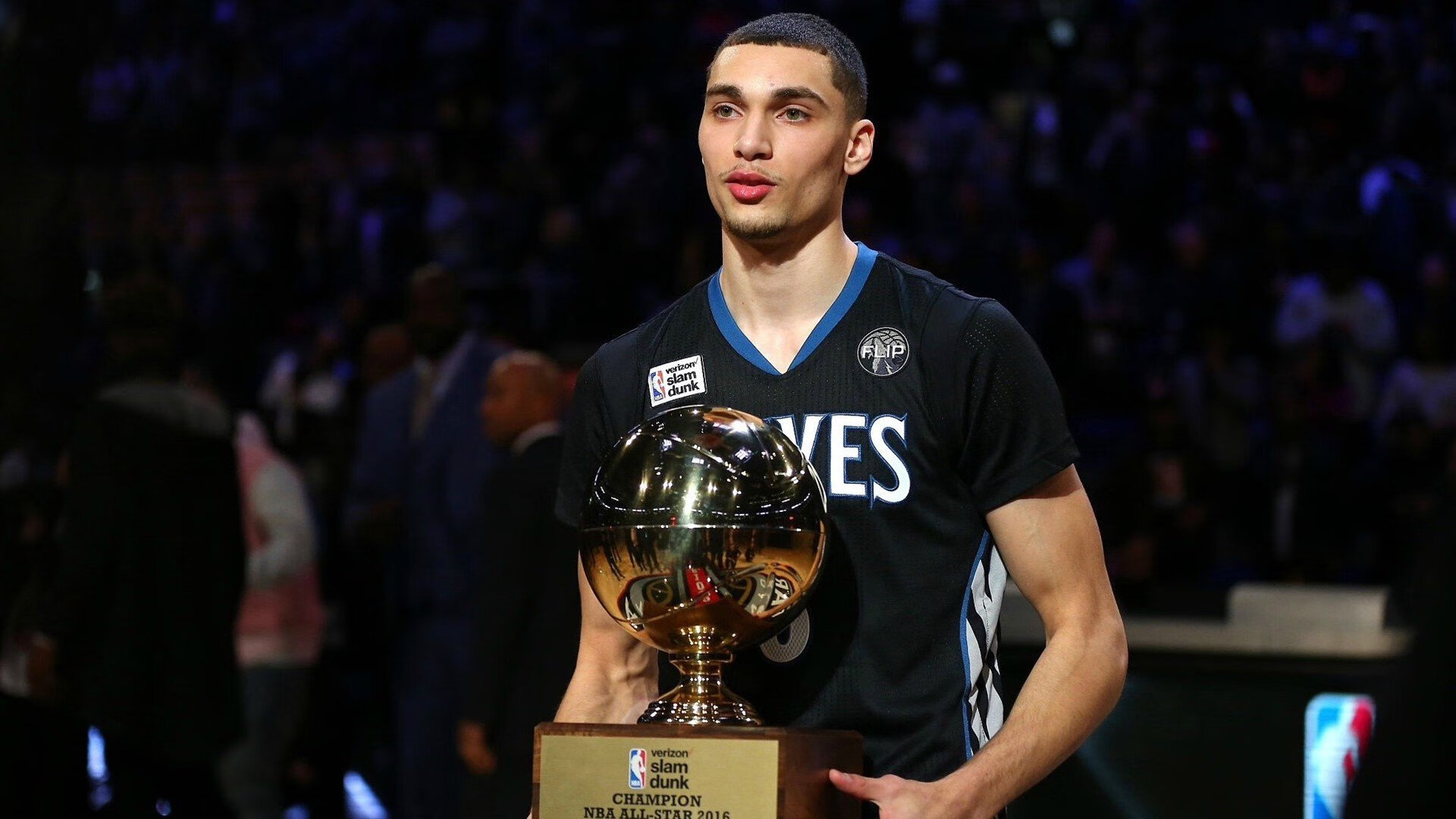 李恩：全黑队中场的灵魂人物，突破和防守兼备，李恩实比赛视频